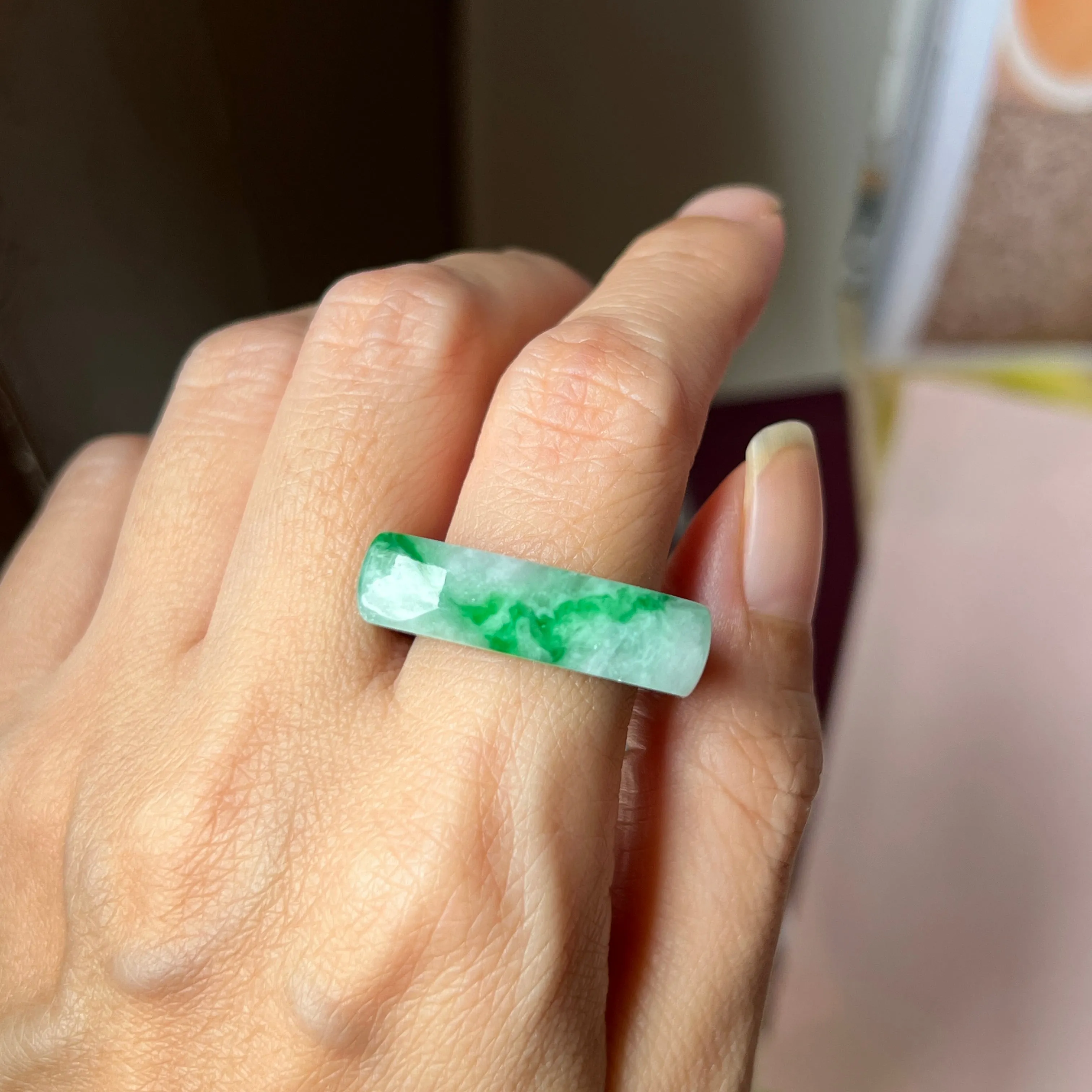 19.1mm A-Grade Natural Floral Imperial Jadeite Saddle Loaf Ring Band No.162343