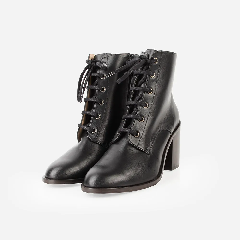 The High Street Lace-Up Boot Black