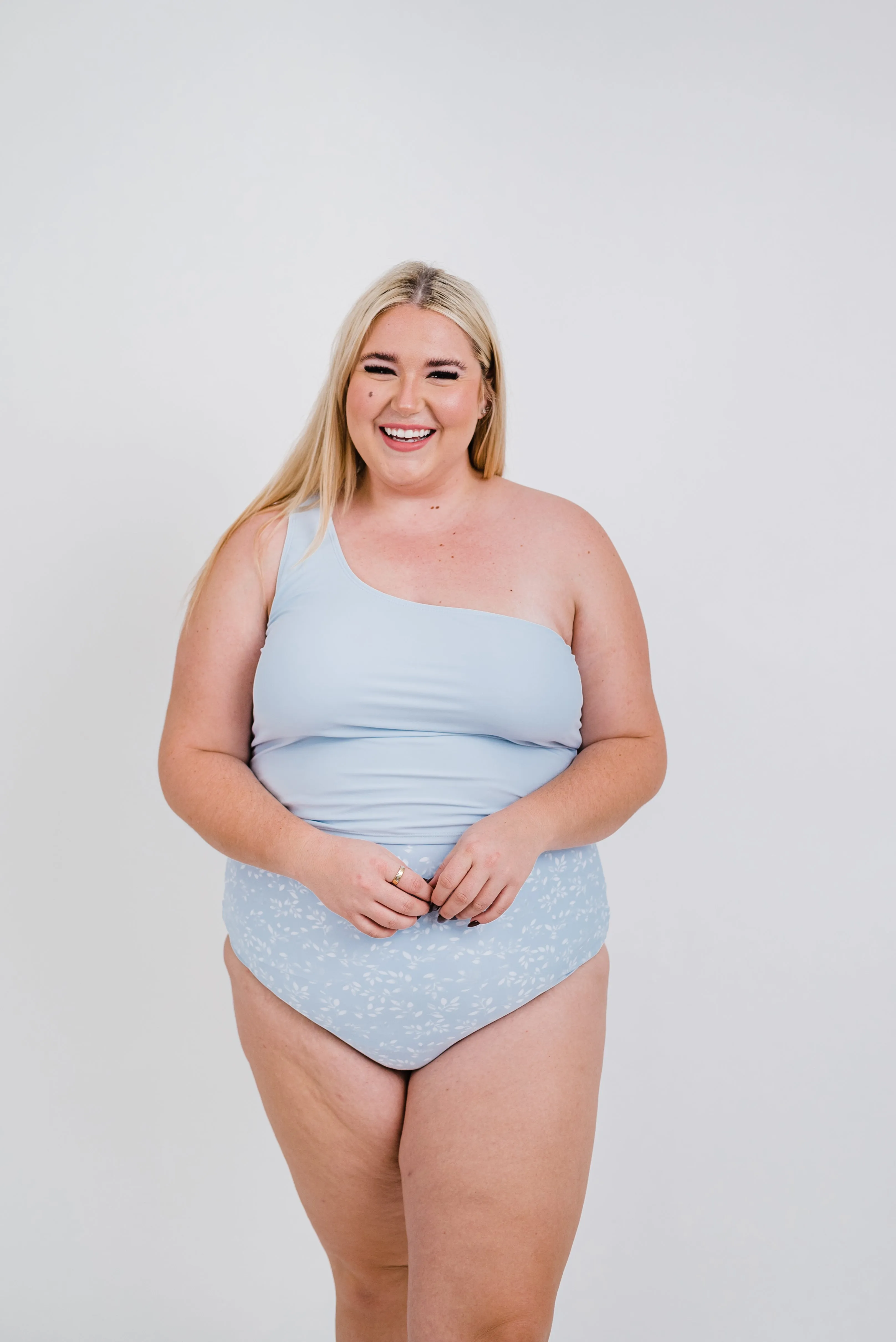 The Laguna Top | Powder Blue